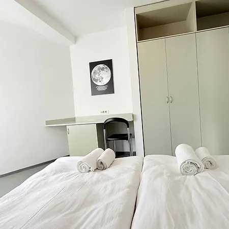 Point Hostel