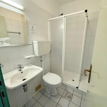 Point Nova Gorica, Self Check-in With Code Access Hostal Nova Gorica