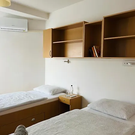 Point Nova Gorica, Self Check-in With Code Access Hostel Nova Gorica