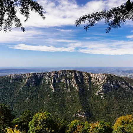 Point Nova Gorica, Self Check-in With Code Access Nova Gorica