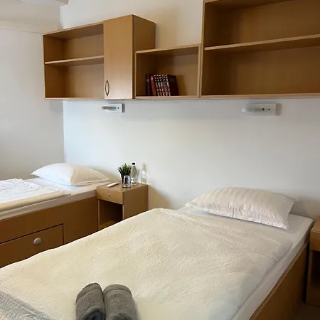 Point Nova Gorica, Self Check-in With Code Access Nova Gorica