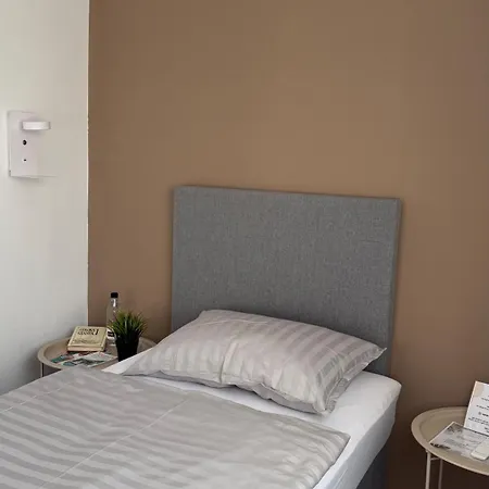 Point Nova Gorica, Self Check-in With Code Access Хостел Нова-Горица