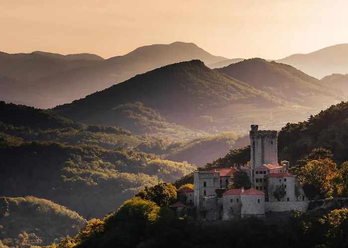 Point Nova Gorica, Self Check-in With Code Access Нова-Горица