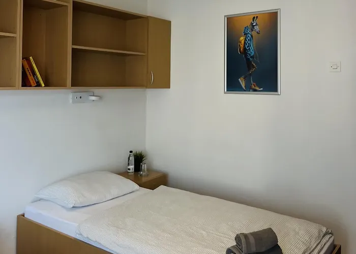 Point Nova Gorica, Self Check-in With Code Access Хостел