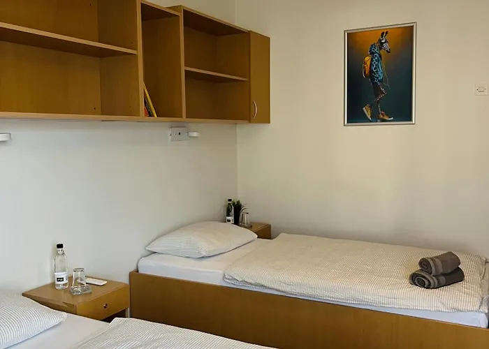 Point Nova Gorica, Self Check-in With Code Access