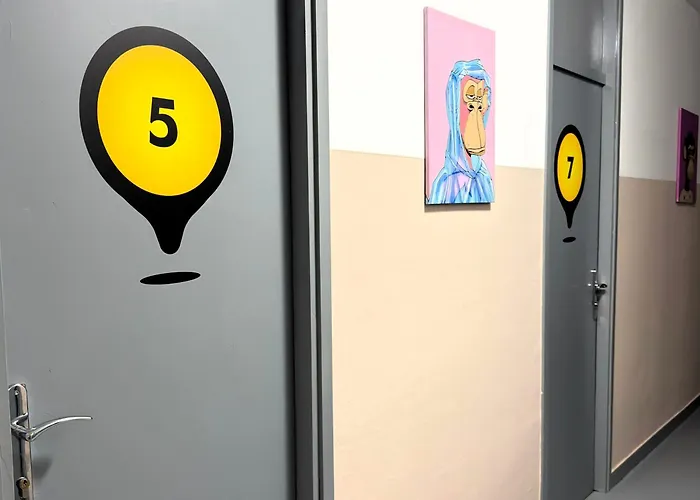 Point Nova Gorica, Self Check-in With Code Access Хостел