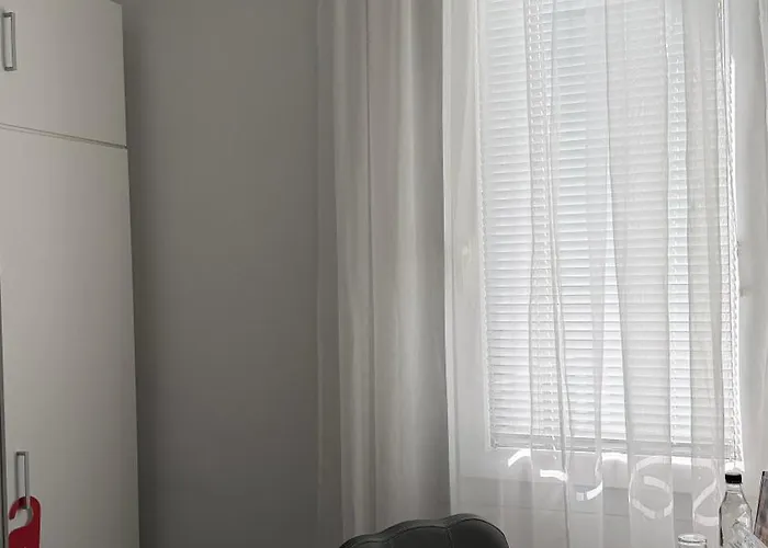 Point Nova Gorica, Self Check-in With Code Access *